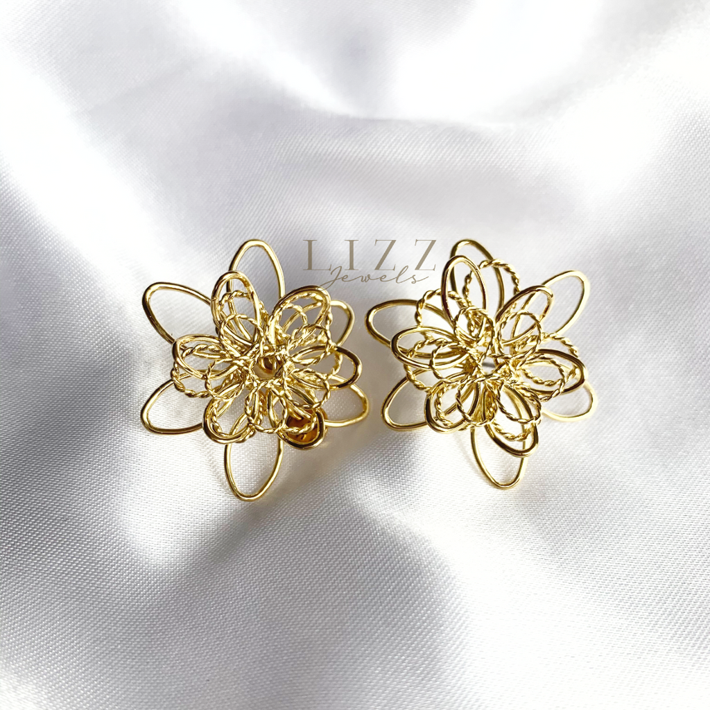 Caroline Flower Gold