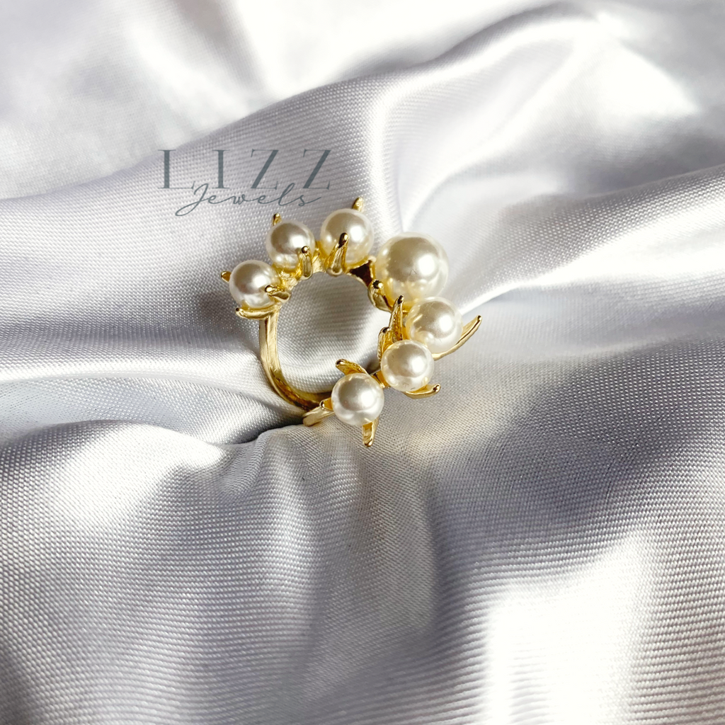 Flore Pear Ring