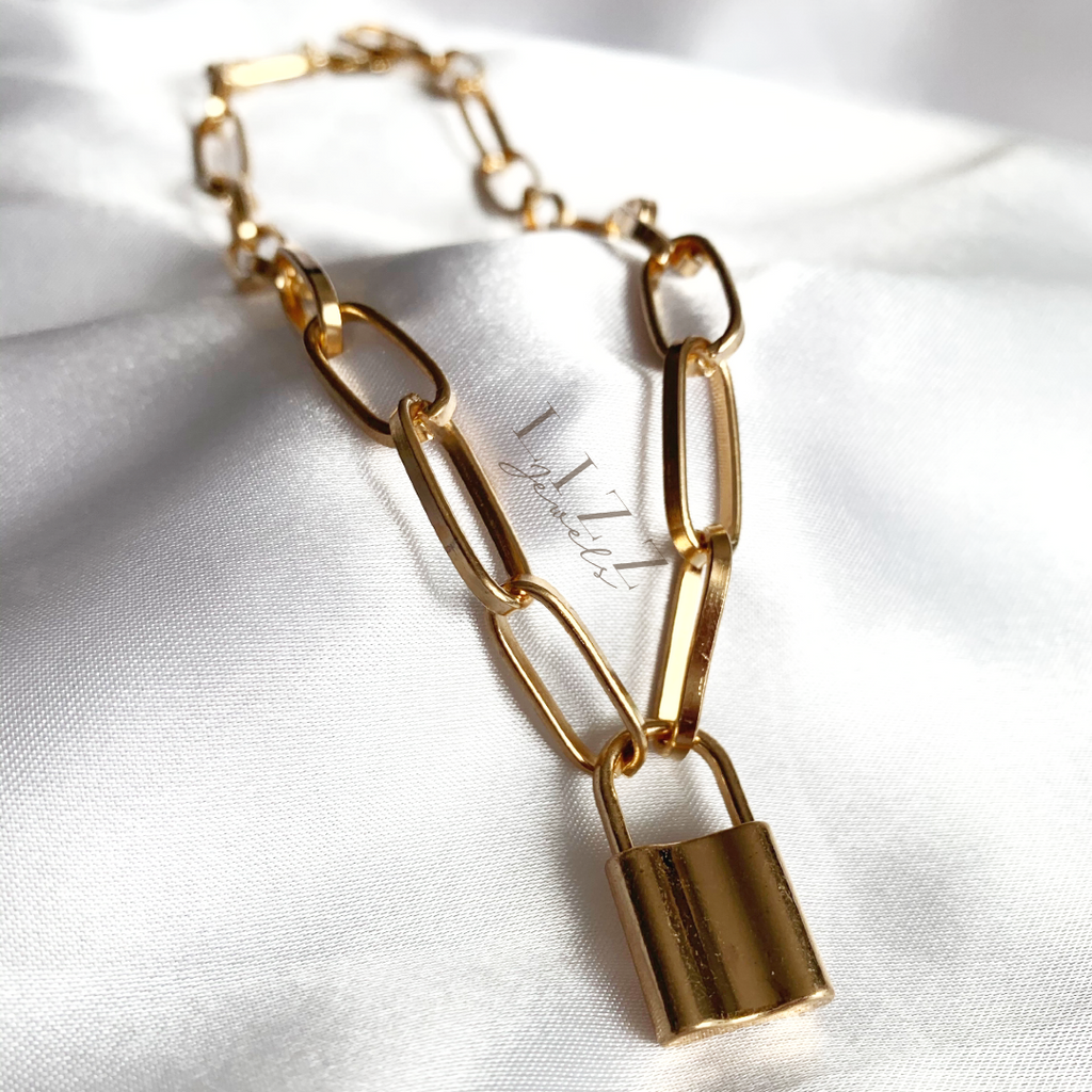 Berdien Lock Gold Necklace