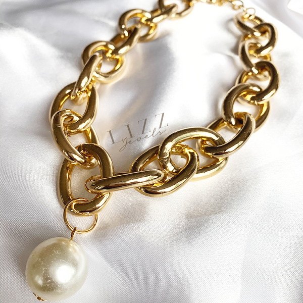 Fenna Pearls Gold Necklace